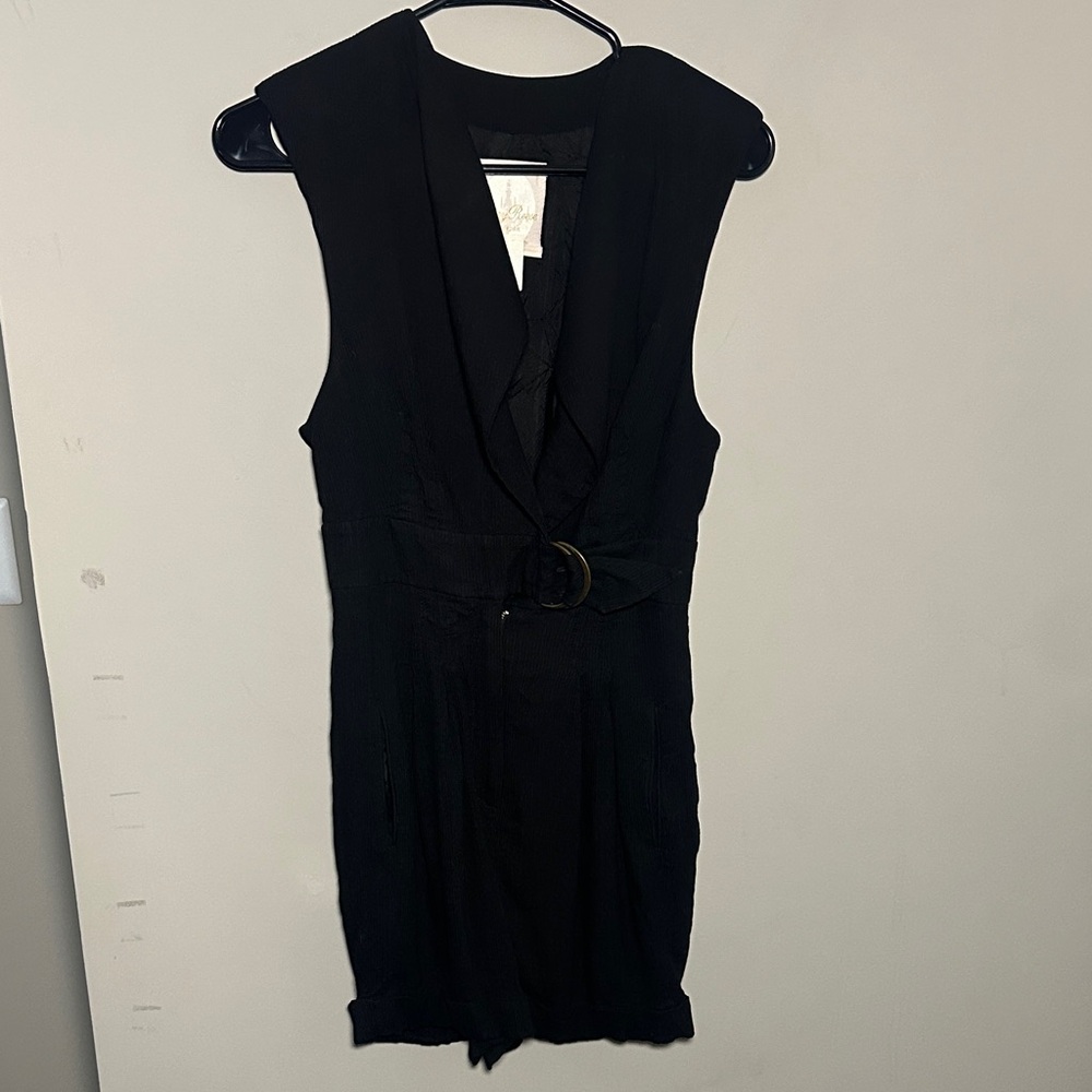 Tracy Reese Black romper with pockets and Belt